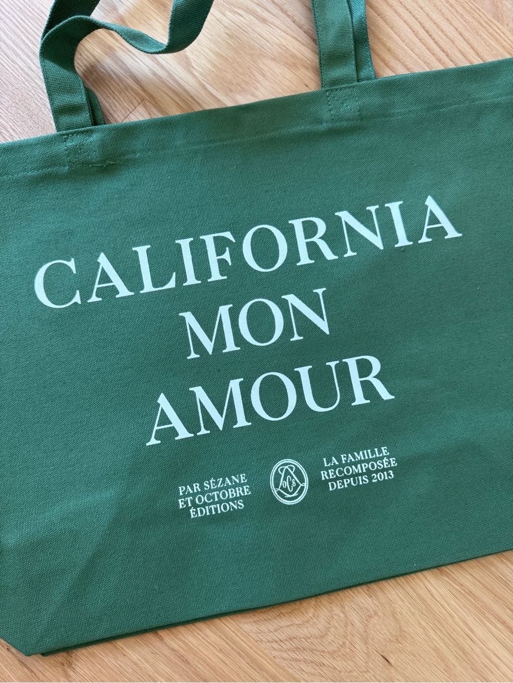 Sezane Green Canvas Tote with 'California Mon Amour' Print, brand new - Picture 3 of 5